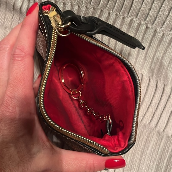 Dooney & Bourke coin purse - Picture 3 of 4